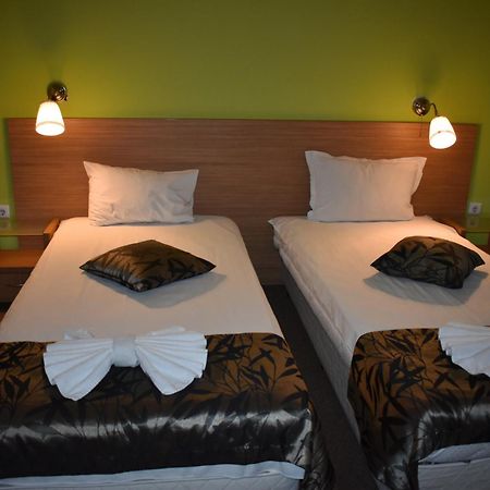 Green Hisar Hotel Family ヒサリャ エクステリア 写真