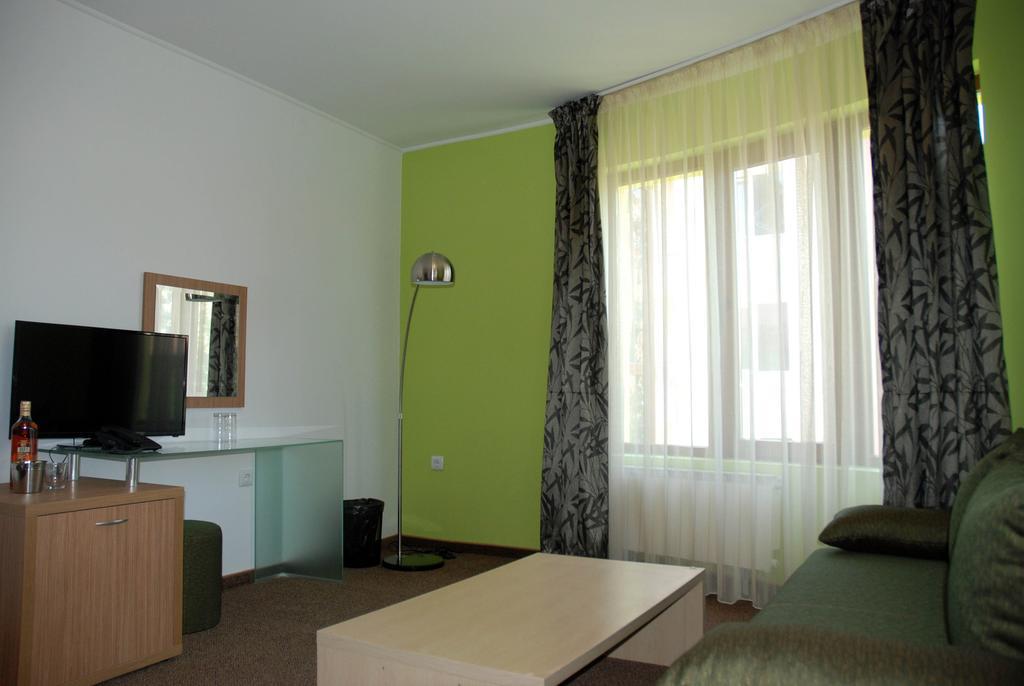 Green Hisar Hotel Family ヒサリャ エクステリア 写真